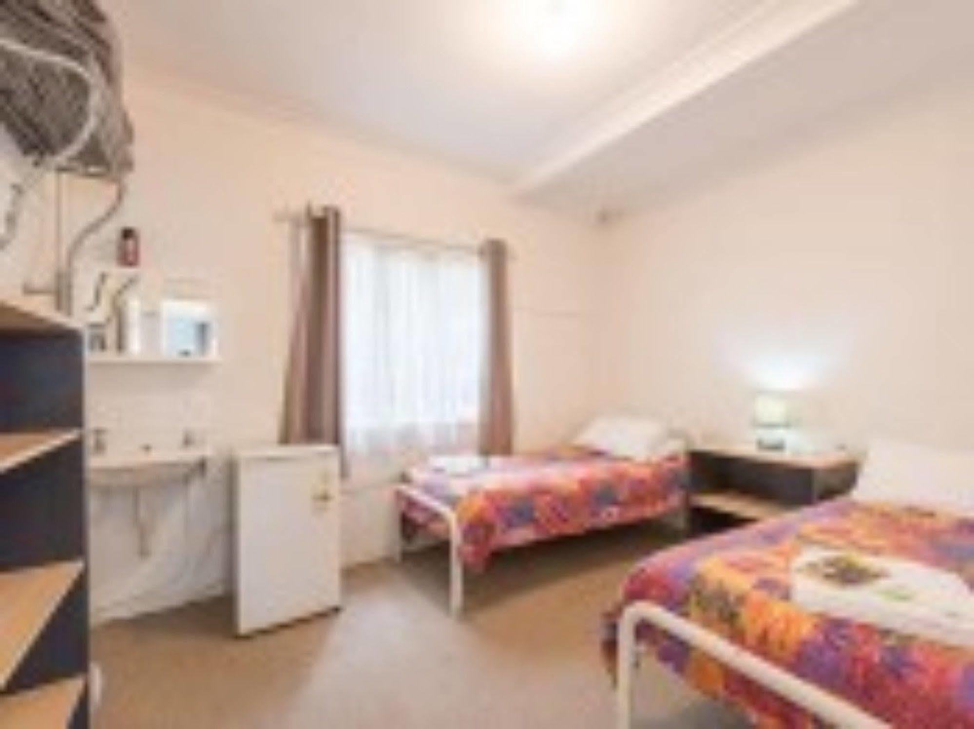 Kookaburra Inn Brisbane Bagian luar foto