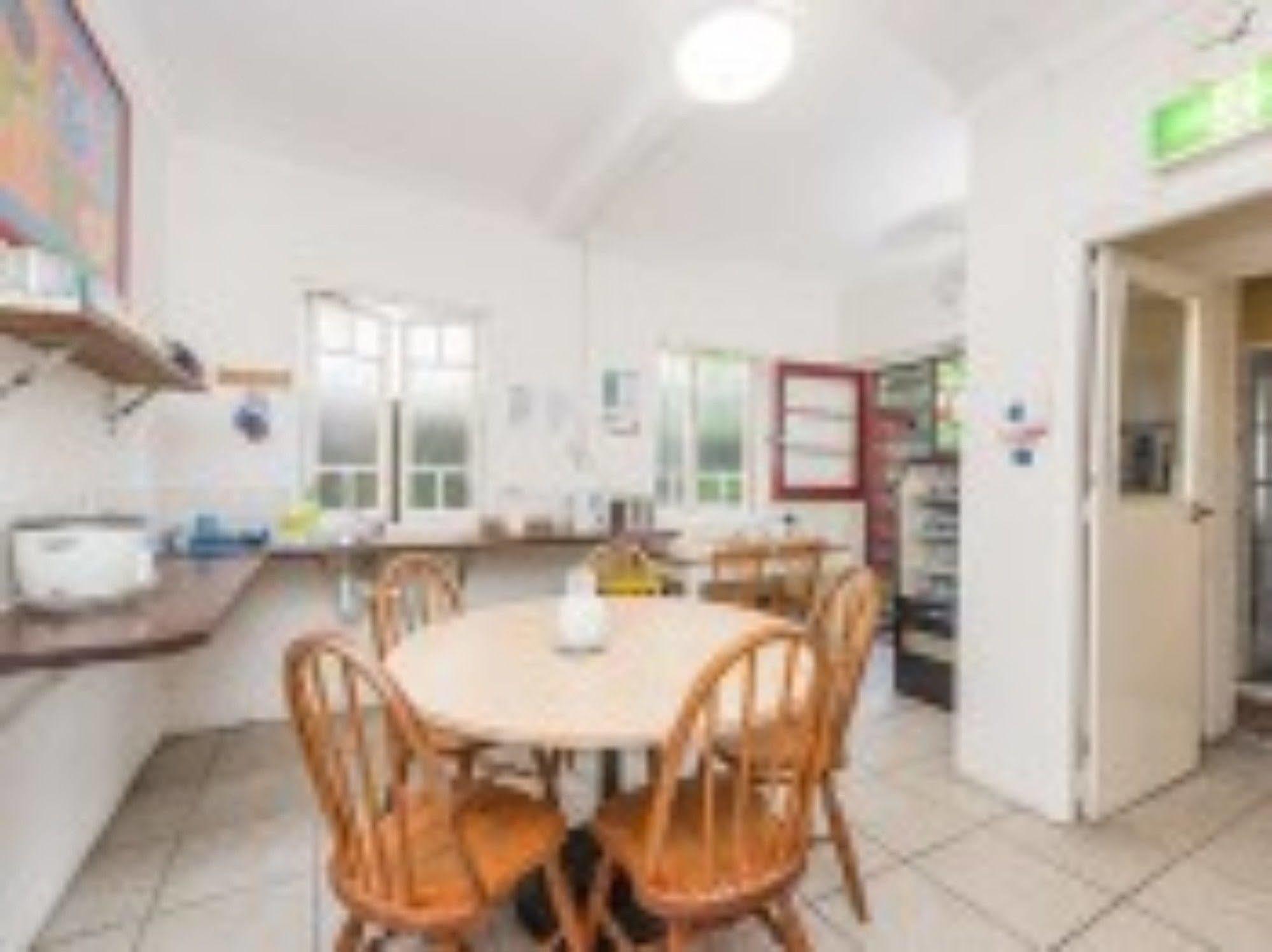 Kookaburra Inn Brisbane Bagian luar foto